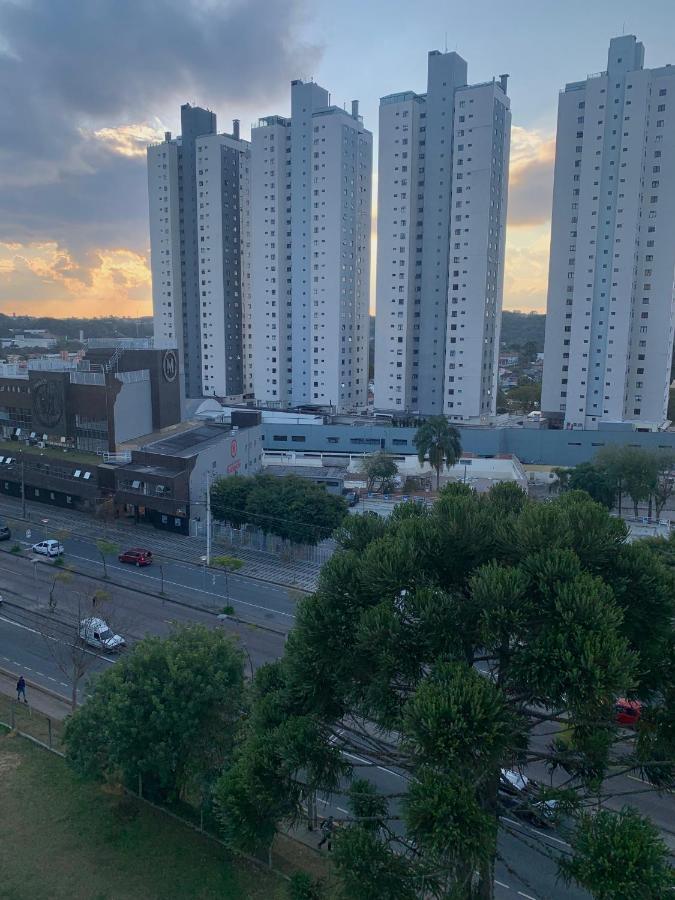 קוריטיבה 707- Apartamento Encantador, Amplo E Decorado, Quarto, Sala, Cozinha, Mobiliario Moderno, Cozinha Completa Com Utensilios , Excelente Vista Da Cidade E Localizacao Privelegiada No Bairro Bigorrilho מראה חיצוני תמונה