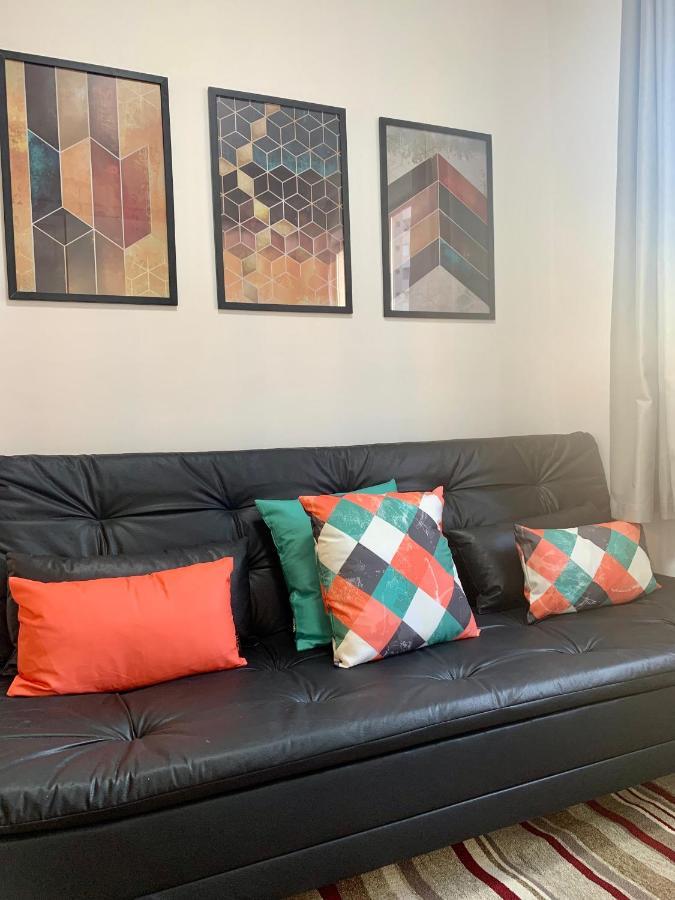 קוריטיבה 707- Apartamento Encantador, Amplo E Decorado, Quarto, Sala, Cozinha, Mobiliario Moderno, Cozinha Completa Com Utensilios , Excelente Vista Da Cidade E Localizacao Privelegiada No Bairro Bigorrilho מראה חיצוני תמונה