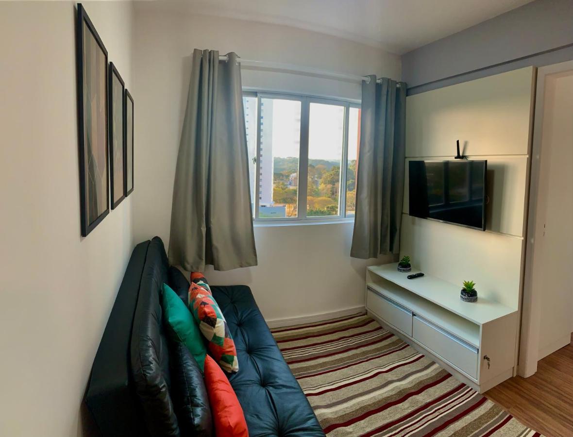 קוריטיבה 707- Apartamento Encantador, Amplo E Decorado, Quarto, Sala, Cozinha, Mobiliario Moderno, Cozinha Completa Com Utensilios , Excelente Vista Da Cidade E Localizacao Privelegiada No Bairro Bigorrilho מראה חיצוני תמונה