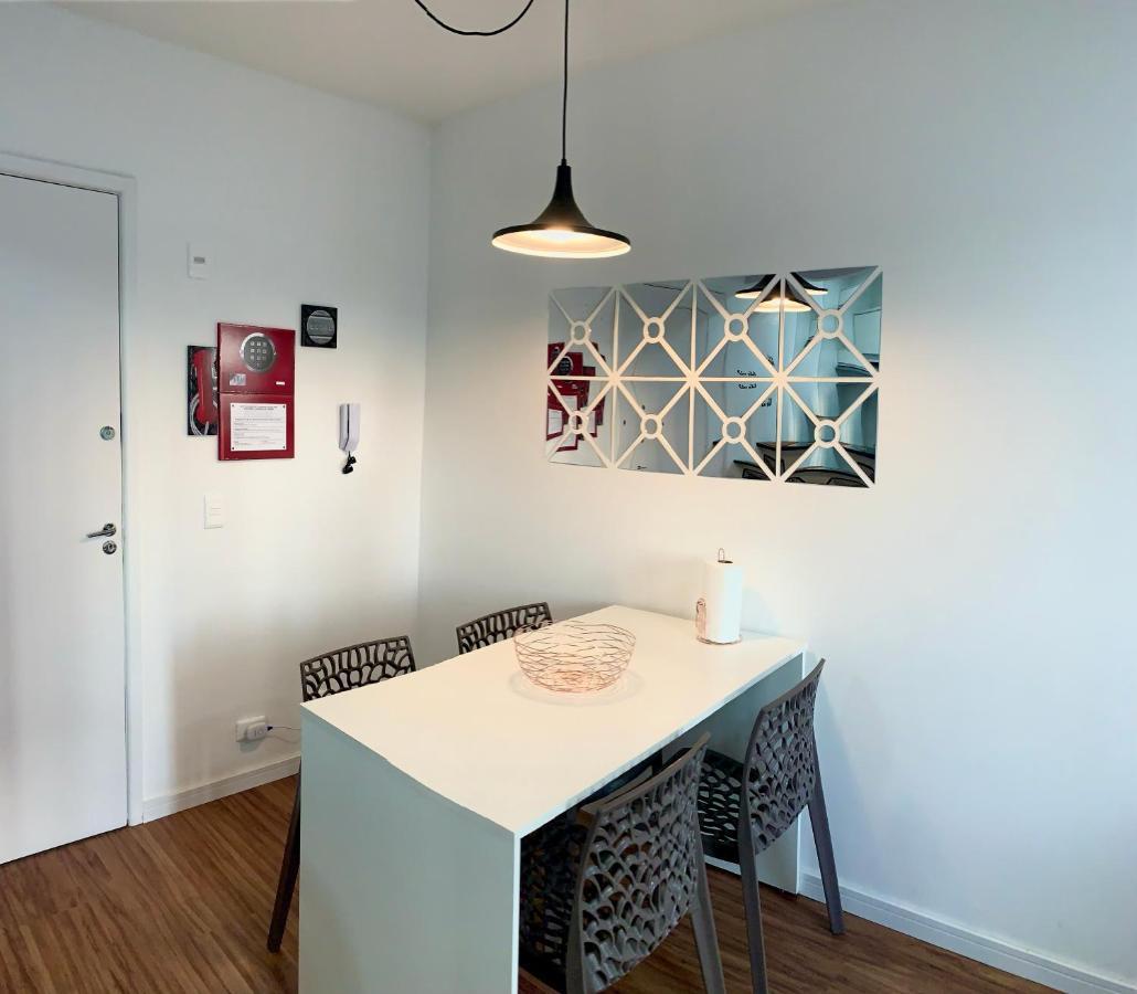 קוריטיבה 707- Apartamento Encantador, Amplo E Decorado, Quarto, Sala, Cozinha, Mobiliario Moderno, Cozinha Completa Com Utensilios , Excelente Vista Da Cidade E Localizacao Privelegiada No Bairro Bigorrilho מראה חיצוני תמונה
